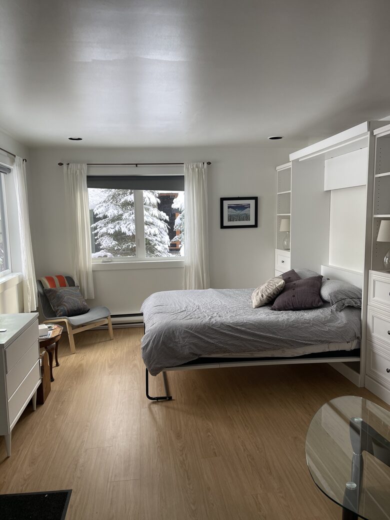 Cozy Studio in Central Whistler - Whistler, Canada