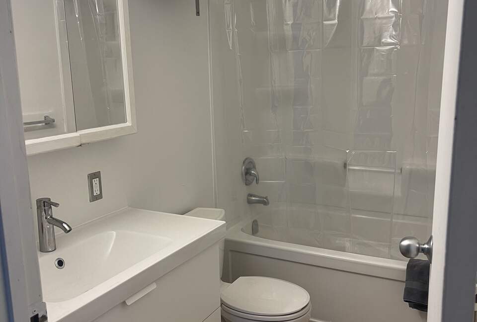 Cozy Studio in Central Whistler - Whistler, Canada