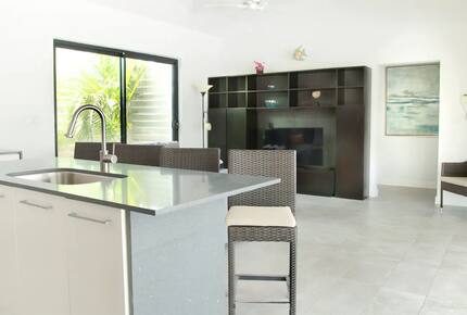 Villa Solis | Steps from Grace Bay Beach - Providenciales, Turks and Caicos Islands