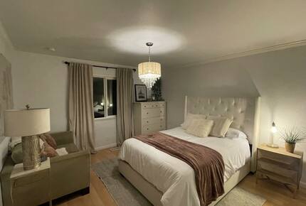 A Private Oasis with Pool, Vineyard, Hot Tub, Bocce & More - Sonoma, California