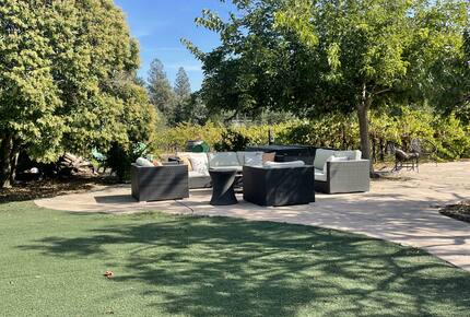 A Private Oasis with Pool, Vineyard, Hot Tub, Bocce & More - Sonoma, California