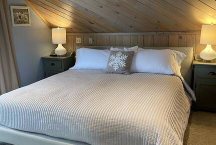 Three-Story Home In The Heart Of Crested Butte | Easy Walk To Elk Avenue And To The Free Mountain Shuttle - Crested Butte, Colorado