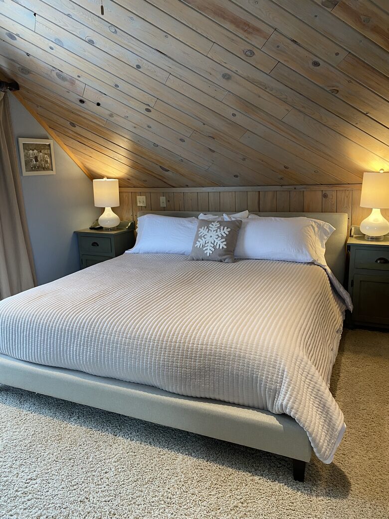 Three-Story Home In The Heart Of Crested Butte | Easy Walk To Elk Avenue And To The Free Mountain Shuttle - Crested Butte, Colorado