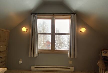 Three-Story Home In The Heart Of Crested Butte | Easy Walk To Elk Avenue And To The Free Mountain Shuttle - Crested Butte, Colorado