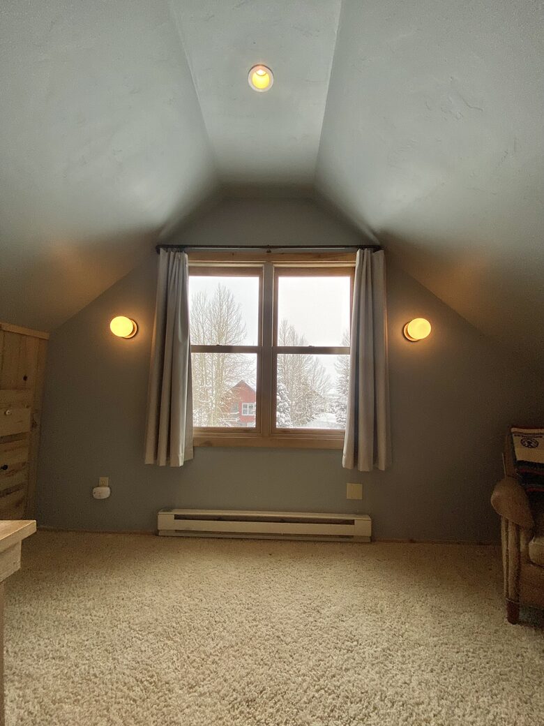 Three-Story Home In The Heart Of Crested Butte | Easy Walk To Elk Avenue And To The Free Mountain Shuttle - Crested Butte, Colorado