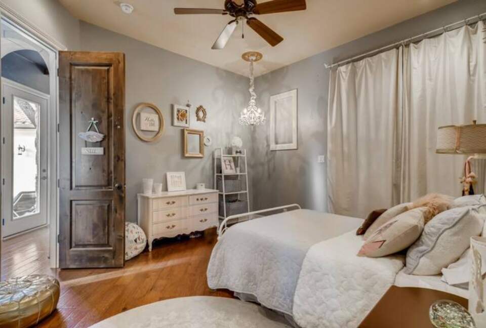 Casa De Vista - Austin, Texas