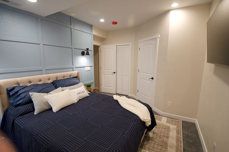 Waterside Retreat with Mountain Views - Thornton, Colorado