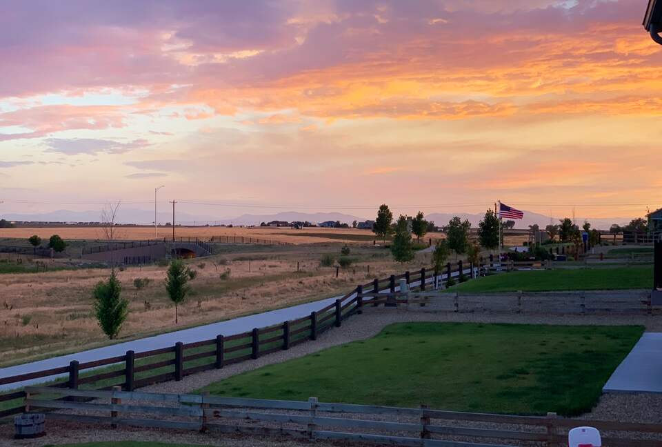 Waterside Retreat with Mountain Views - Thornton, Colorado