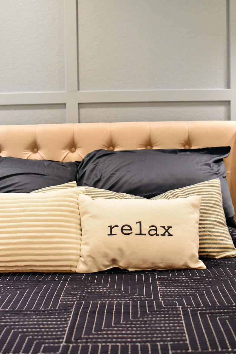 Waterside Retreat with Mountain Views - Thornton, Colorado