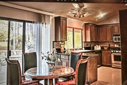 Palm Springs Luxury Home on Golf Course - Palm Springs, California