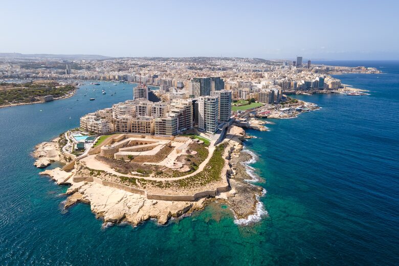 Luxury Seafront Penthouse Valletta - Sliema, Malta