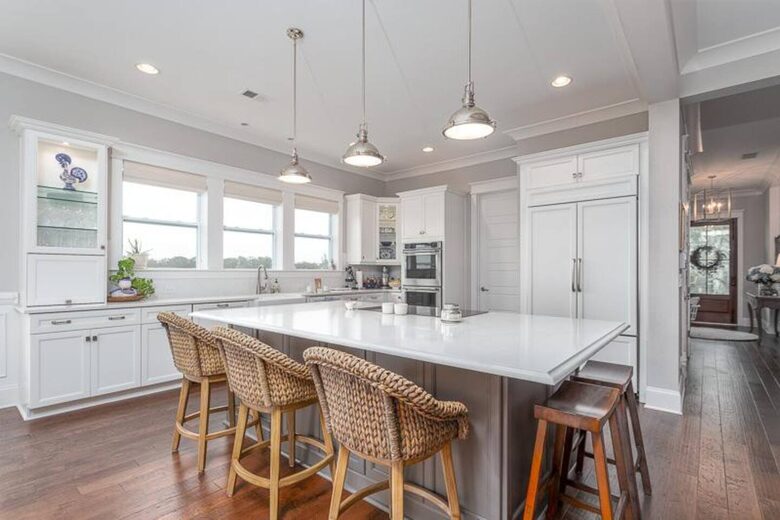 The Watch on the Water with Sunset Views! - Mount Pleasant, South Carolina