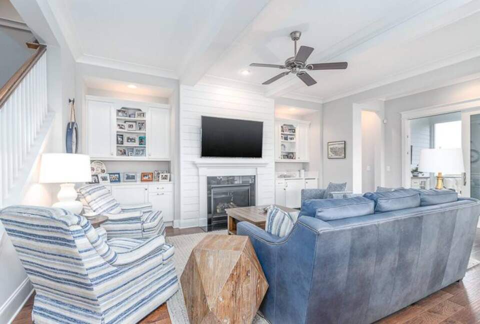 The Watch on the Water with Sunset Views! - Mount Pleasant, South Carolina