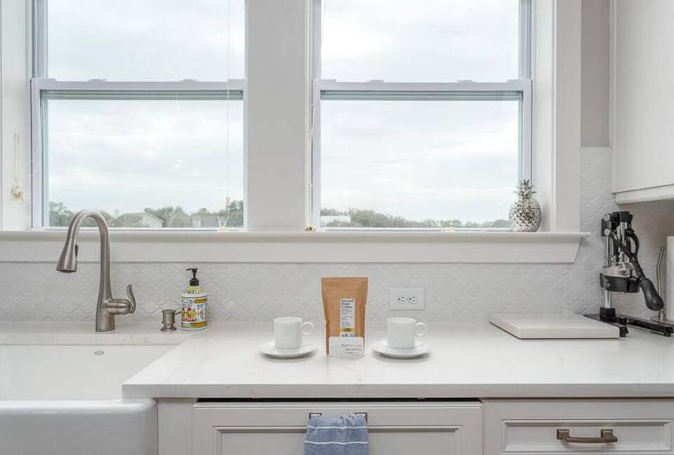 The Watch on the Water with Sunset Views! - Mount Pleasant, South Carolina