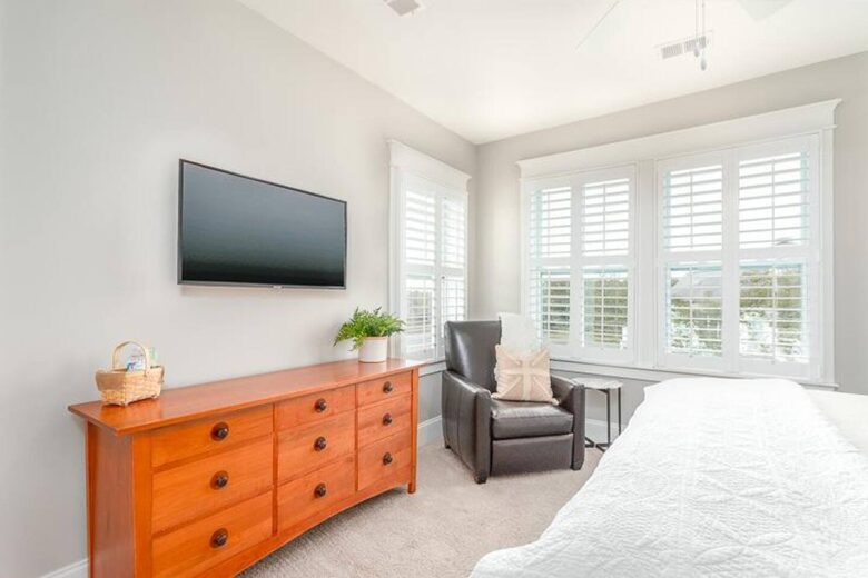 The Watch on the Water with Sunset Views! - Mount Pleasant, South Carolina