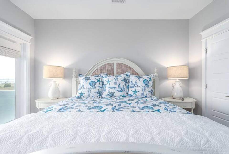 The Watch on the Water with Sunset Views! - Mount Pleasant, South Carolina