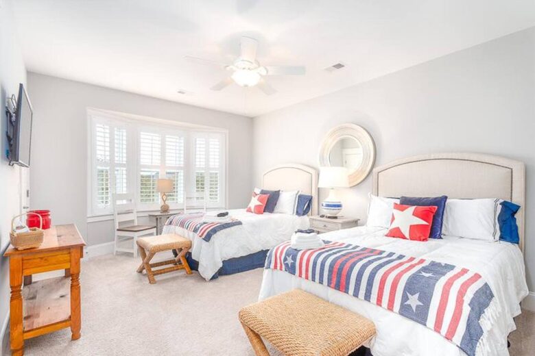 The Watch on the Water with Sunset Views! - Mount Pleasant, South Carolina