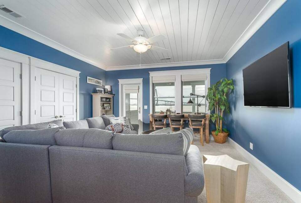 The Watch on the Water with Sunset Views! - Mount Pleasant, South Carolina