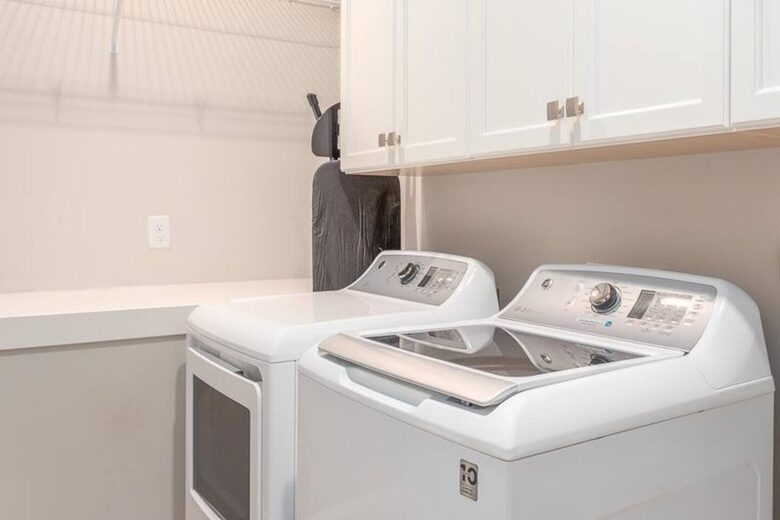 The Watch on the Water with Sunset Views! - Mount Pleasant, South Carolina