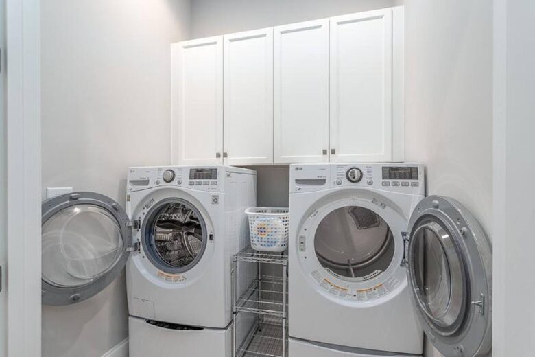 The Watch on the Water with Sunset Views! - Mount Pleasant, South Carolina