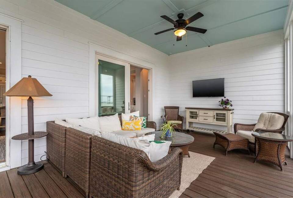 The Watch on the Water with Sunset Views! - Mount Pleasant, South Carolina