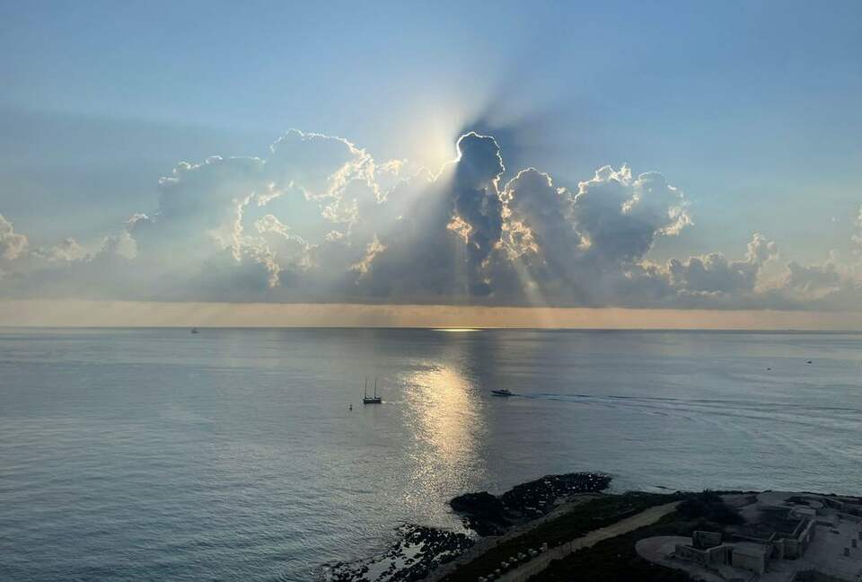 Luxury Seafront Penthouse Valletta - Sliema, Malta