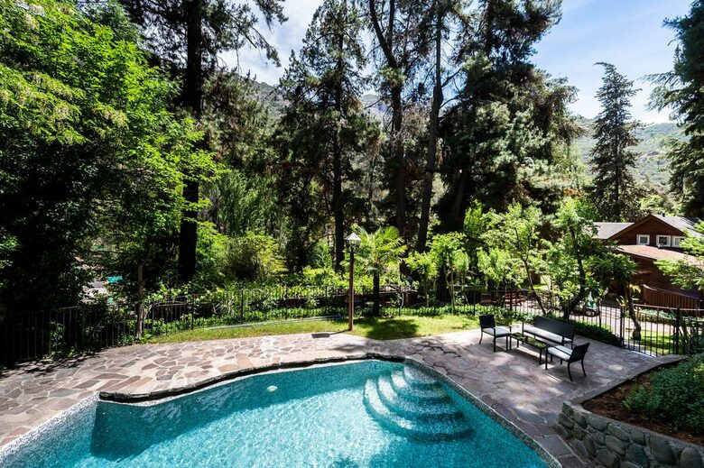 Chile Chalet with Private Pool, Gardens, and Tennis Court - Lo Barnechea, Chile