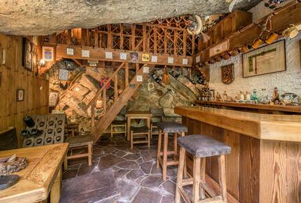 Chile Chalet with Private Pool, Gardens, and Tennis Court - Lo Barnechea, Chile