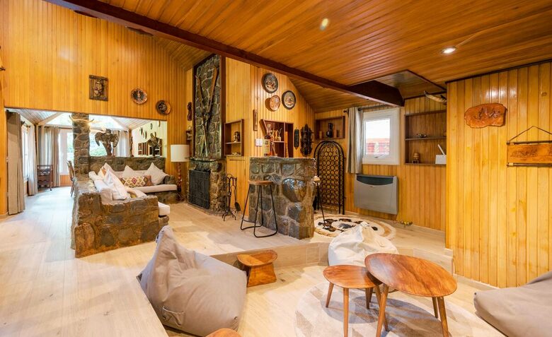 Chile Chalet with Private Pool, Gardens, and Tennis Court - Lo Barnechea, Chile