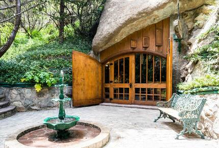 Chile Chalet with Private Pool, Gardens, and Tennis Court - Lo Barnechea, Chile