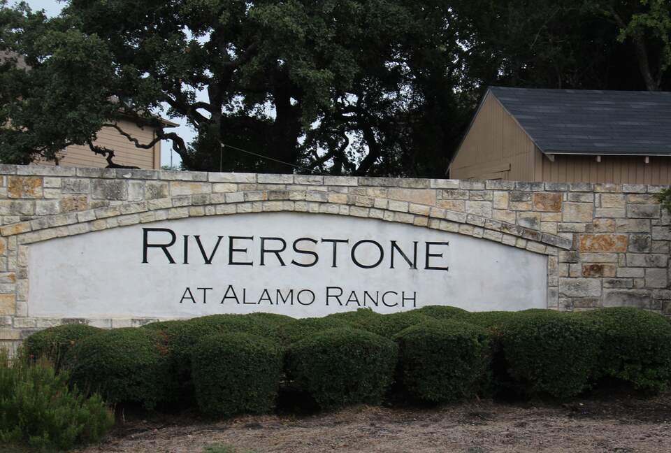 Beautiful 4-Bedroom San Antonio Getaway - San Antonio, Texas