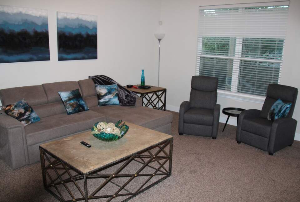 Beautiful 4-Bedroom San Antonio Getaway - San Antonio, Texas