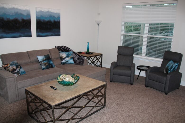 Beautiful 4-Bedroom San Antonio Getaway - San Antonio, Texas