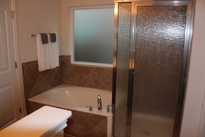 Beautiful 4-Bedroom San Antonio Getaway - San Antonio, Texas