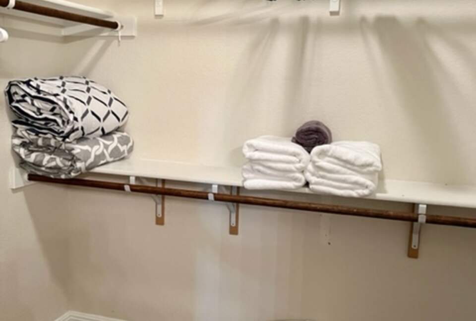 Beautiful 4-Bedroom San Antonio Getaway - San Antonio, Texas