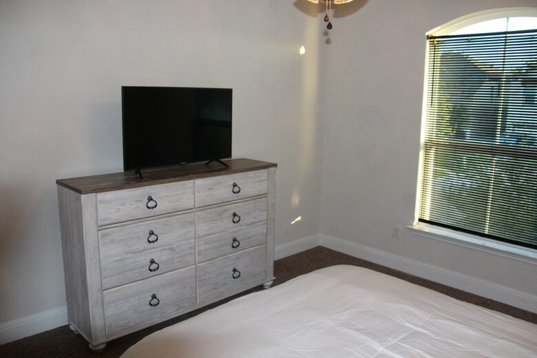 Beautiful 4-Bedroom San Antonio Getaway - San Antonio, Texas