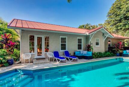 Villa Bamboo Private Tropical Paradise with Pool - West Palm Beach, Florida