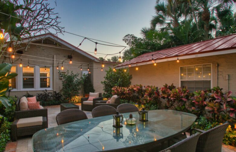 Villa Bamboo Private Tropical Paradise with Pool - West Palm Beach, Florida