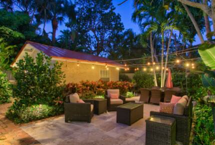 Villa Bamboo Private Tropical Paradise with Pool - West Palm Beach, Florida