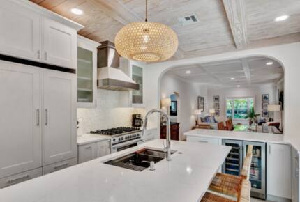 Villa Bamboo Private Tropical Paradise with Pool - West Palm Beach, Florida