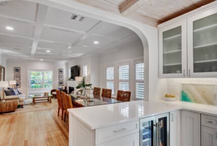 Villa Bamboo Private Tropical Paradise with Pool - West Palm Beach, Florida