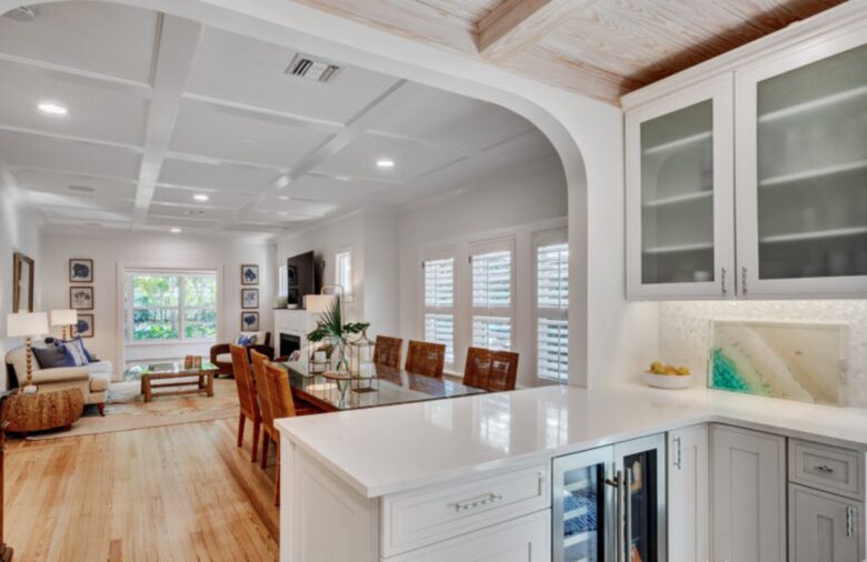 Villa Bamboo Private Tropical Paradise with Pool - West Palm Beach, Florida