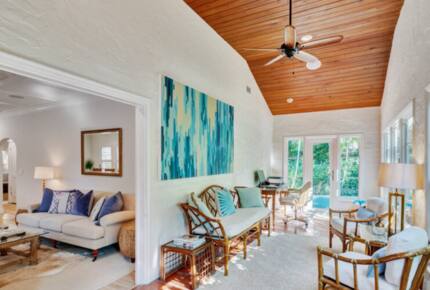 Villa Bamboo Private Tropical Paradise with Pool - West Palm Beach, Florida