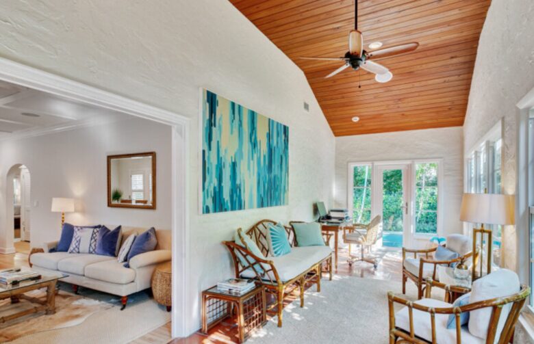 Villa Bamboo Private Tropical Paradise with Pool - West Palm Beach, Florida