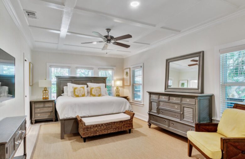 Villa Bamboo Private Tropical Paradise with Pool - West Palm Beach, Florida