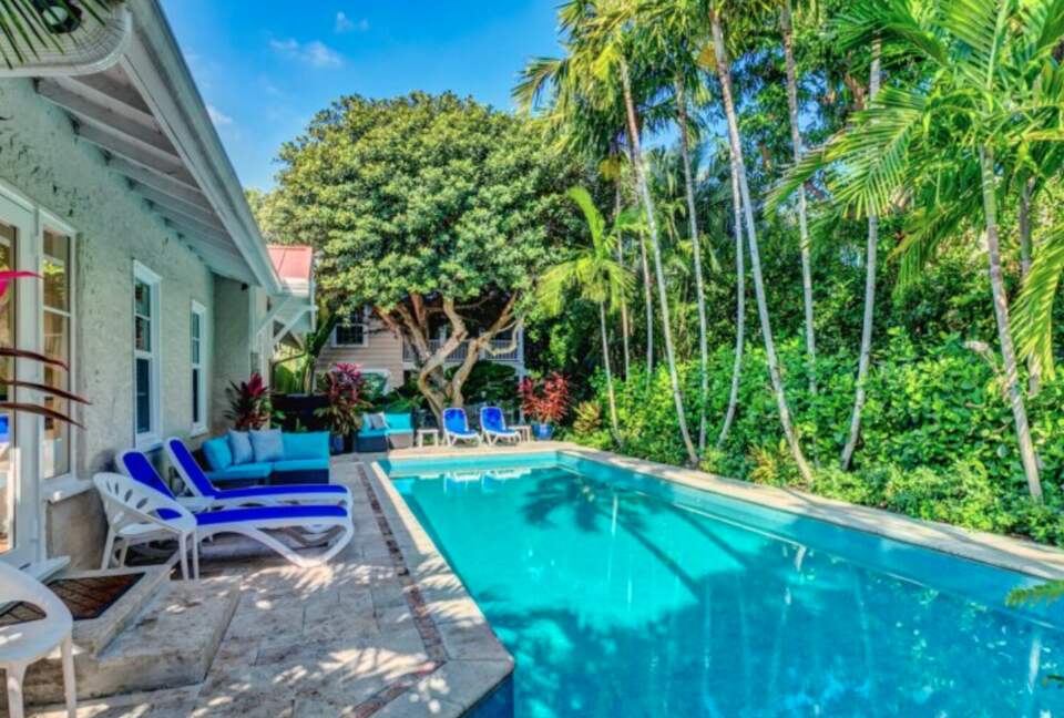 Villa Bamboo Private Tropical Paradise with Pool - West Palm Beach, Florida