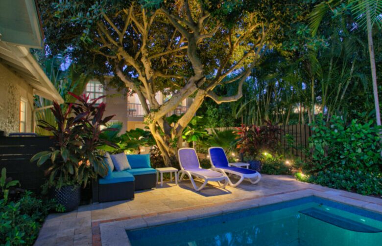 Villa Bamboo Private Tropical Paradise with Pool - West Palm Beach, Florida