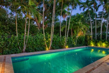 Villa Bamboo Private Tropical Paradise with Pool - West Palm Beach, Florida