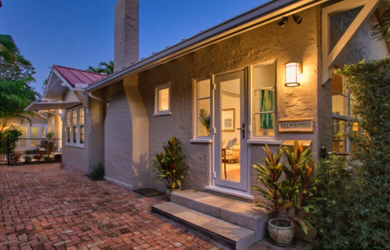 Villa Bamboo Private Tropical Paradise with Pool - West Palm Beach, Florida