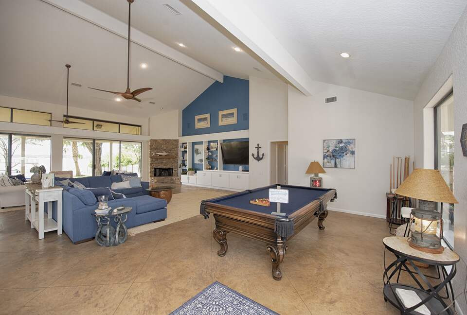 Luxury Waterfront Pelican Bay Estate - Seabrook, Texas